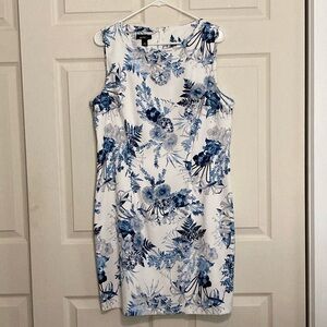 Women’s Dress size 18